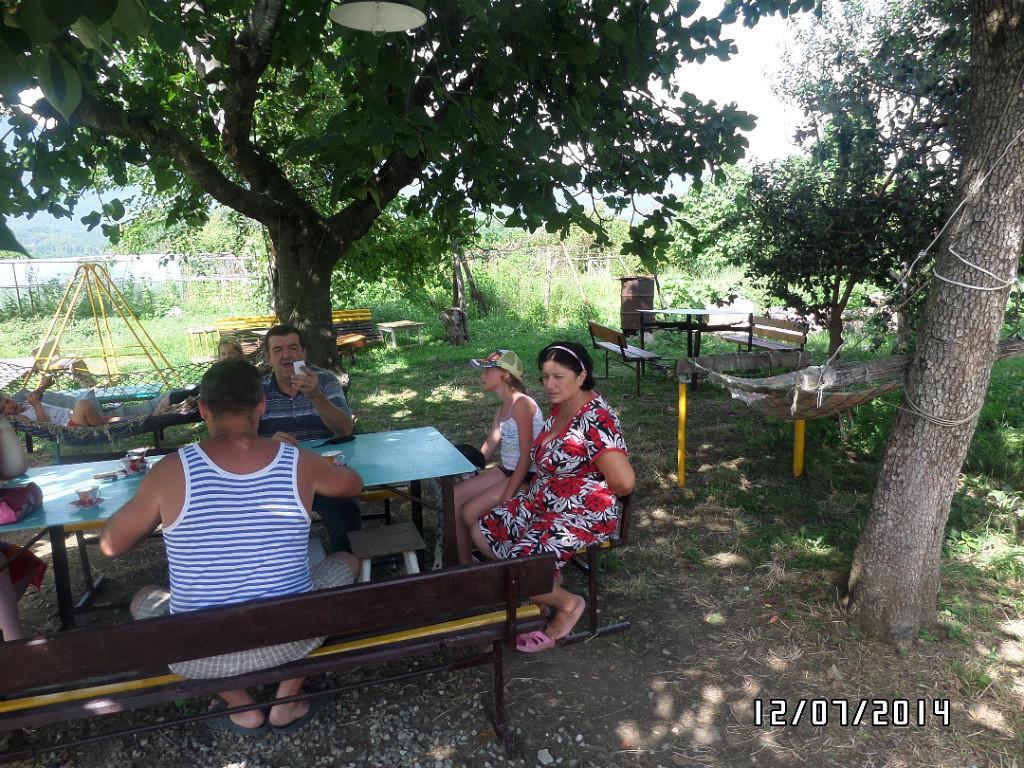 U Vili Hotel Пицунда Екстериор снимка